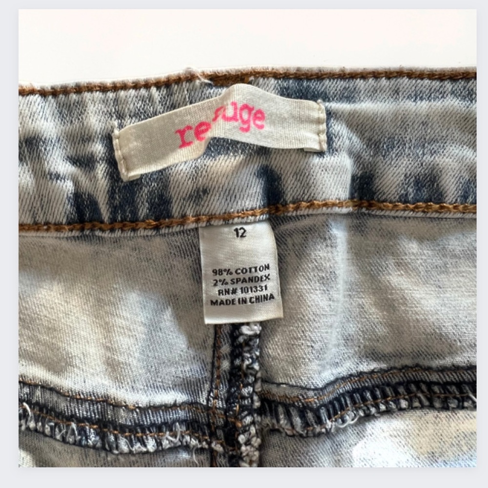 Light wash Distressed straight leg Jeans - size 12 - Picture 3 of 9